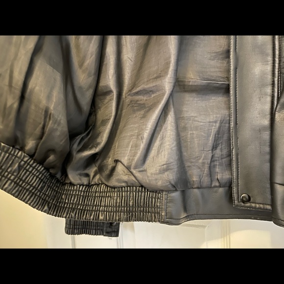 Check-In Men’s Black Vegan Leather Jacket - Picture 9 of 12